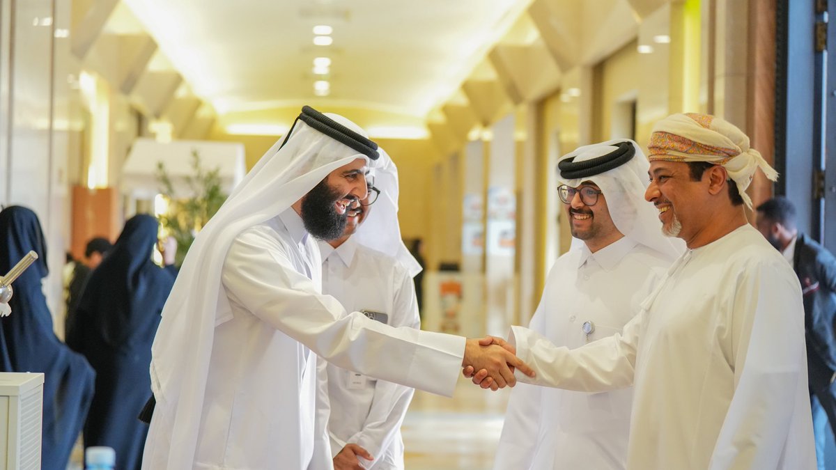 OmanEmbassydoha's tweet photo. شارك الوزير المفوض خالد بن خميس الغيلاني نائب رئيس البعثة حفل افتتاح معرض “صنع في المنزل”بمشاركة نخبة من أصحاب المشاريع المنزلية ورواد الأعمال. https://t.co/mLay7AGkQM