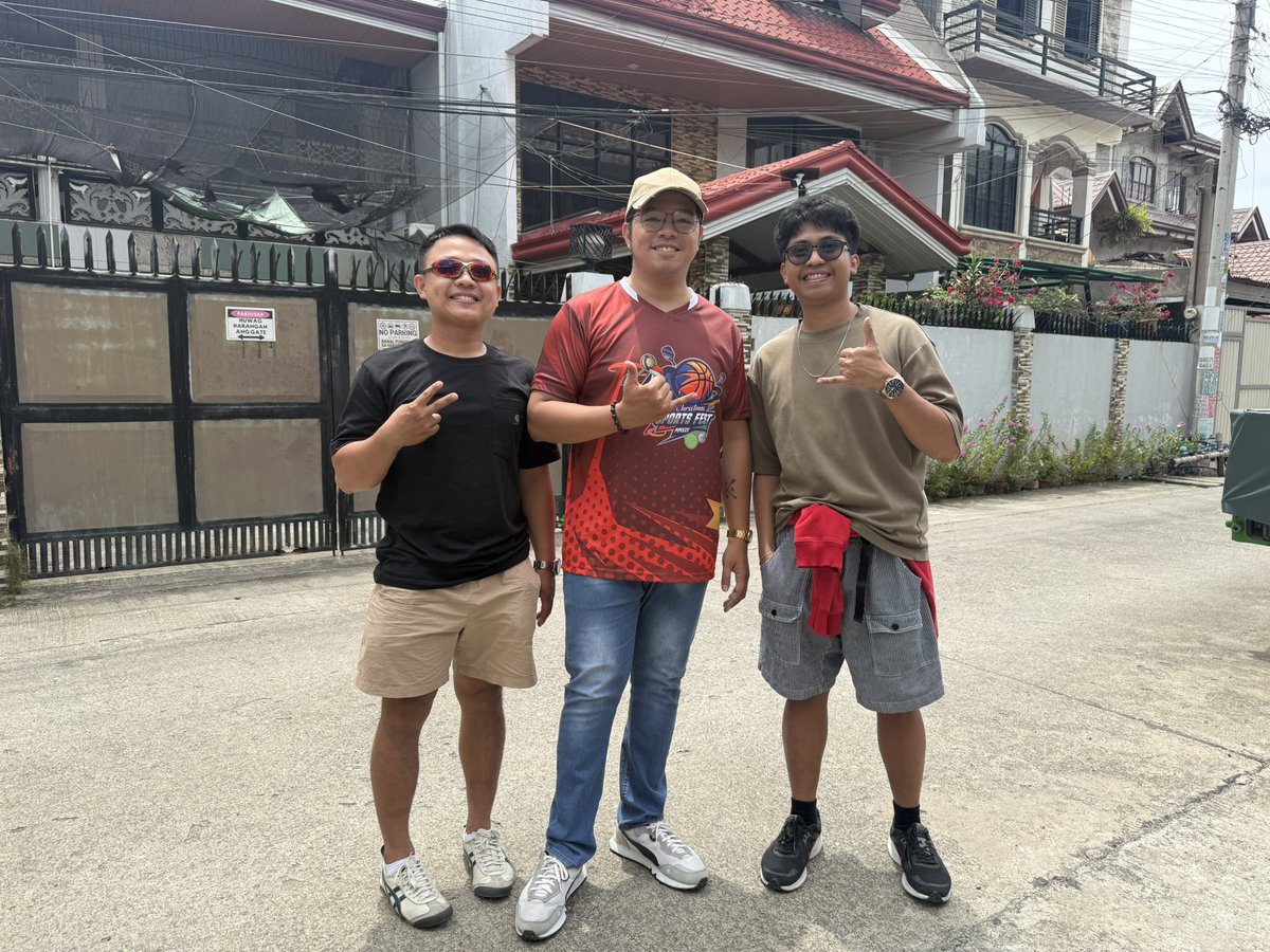 ej_3031's tweet photo. yung attachment issues ko :((((( https://t.co/hM8GrXTgTw
