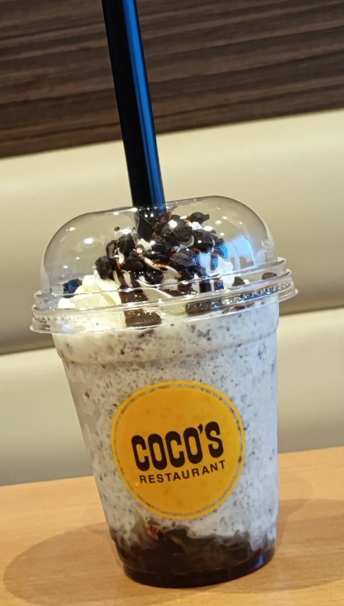 botan_yo's tweet photo. 今日のおやつはCOCO'S🙌
チョコミン党としてはこれを食べなきゃね💡
友達と２人美味しくて楽しい時間を過ごしました🍨🍰☕️
お腹いっぱいだぁー🤣
＃ココス
＃チョコミン党 https://t.co/PpK5jbsH9y