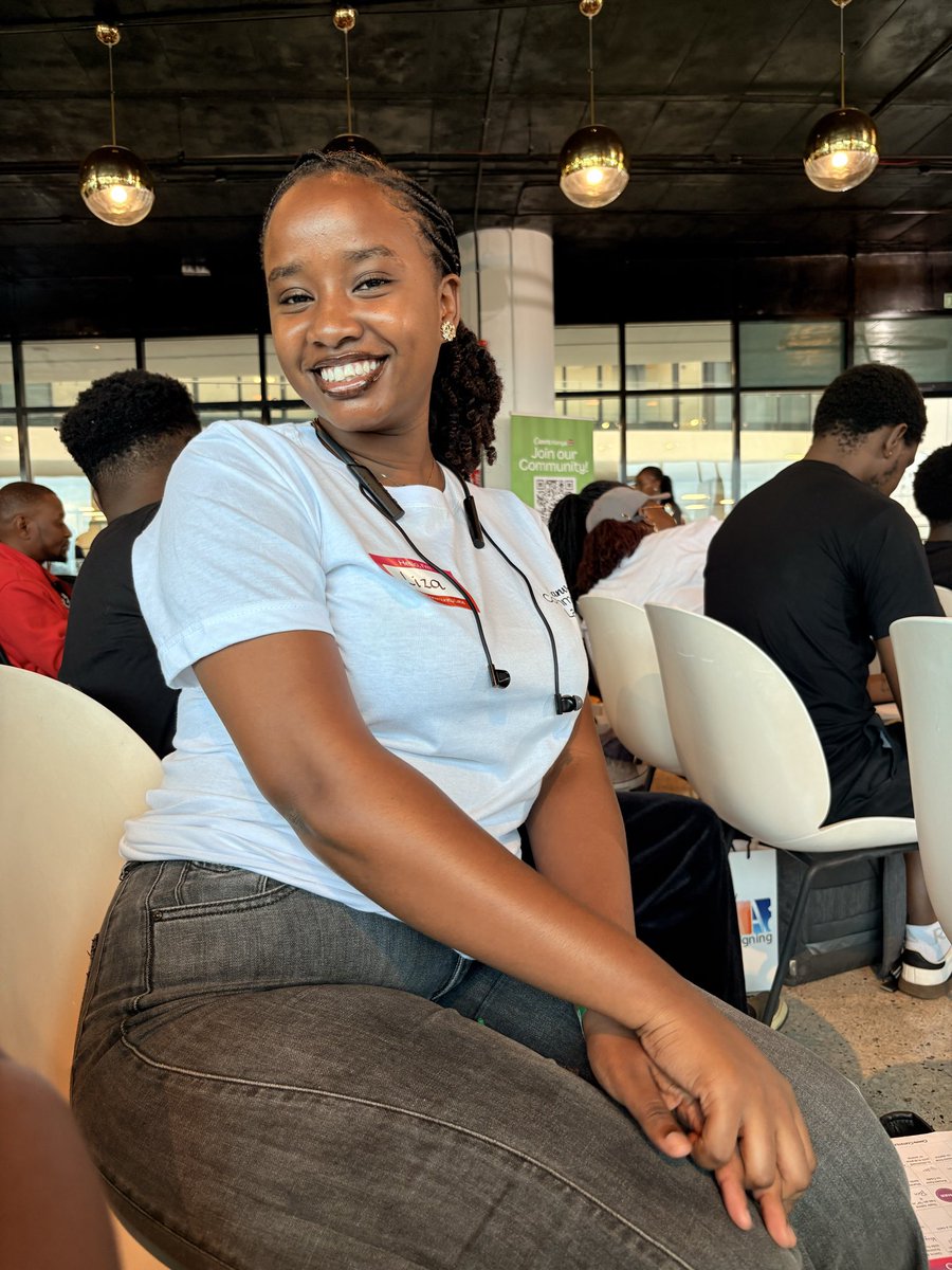 Lizaar__'s tweet photo. Ready to level up my design game! 🚀 Plugged into the Canva Community Labs today. Can't wait to connect with the @CanvaAfrica community and see the new tools in action. #canvalabs #CanvaCreate https://t.co/qOMECX7pJu