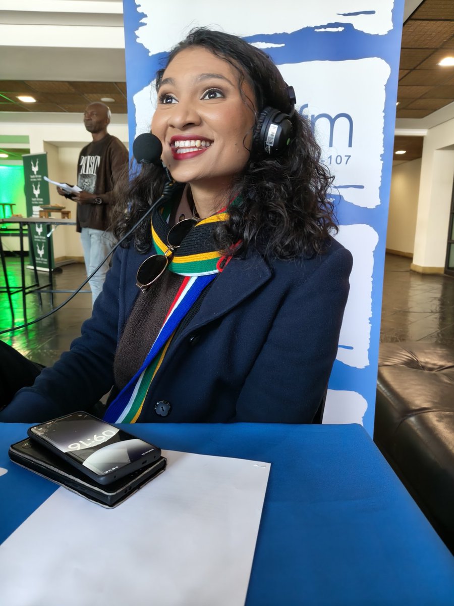 SAfmRadio's tweet photo. #TheAlternativeBreakfast with Ndumiso Ngcobo and Kgomotso Matsunyane chats to Morning Live host Liezl Wilson about her Kruger National Park experience, youth, nature, and opportunities in todayโs job market. @SANParks https://t.co/ytcQ3uwZVr