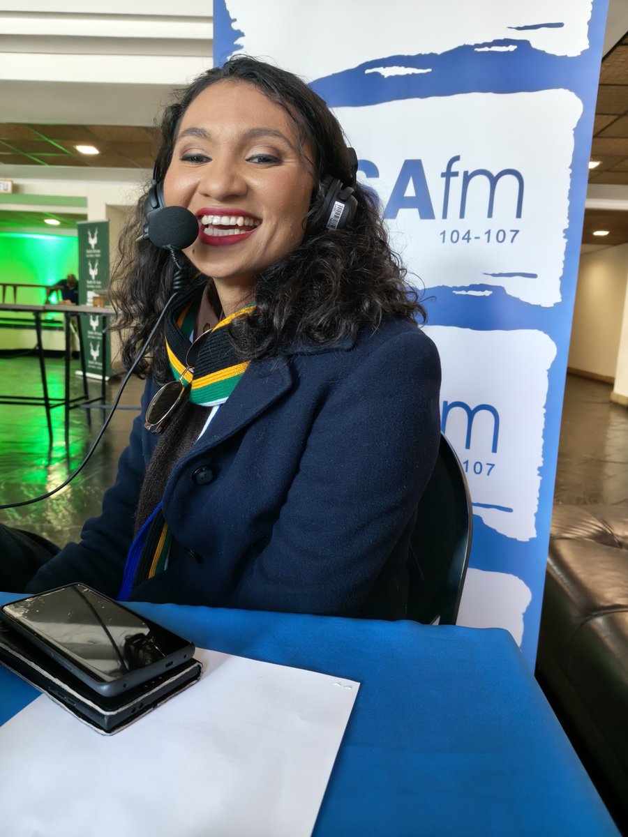 SAfmRadio's tweet photo. #TheAlternativeBreakfast with Ndumiso Ngcobo and Kgomotso Matsunyane chats to Morning Live host Liezl Wilson about her Kruger National Park experience, youth, nature, and opportunities in todayโs job market. @SANParks https://t.co/ytcQ3uwZVr