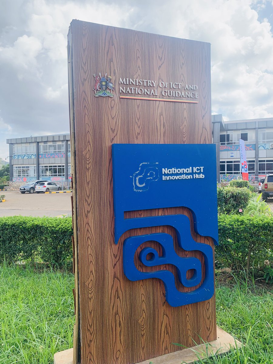 paulwebs1's tweet photo. I have just arrived @UDigitalSociety for the John Babirukamu Memorial Lecture happening @innovationhubug. I knew John as a mentor and pioneer in the digital marketing industry. One day he showed up at my birthday party and spoilt all of us. The following day I quit Uganda Waragi https://t.co/hqUytGGf49