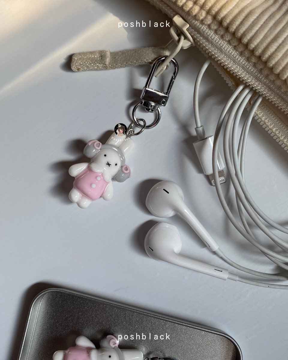 poshblack_'s tweet photo. May Shop Update!!
available di jam 3 sore hari inii, semuanya siap dikirim! katalog lengkapnya bisa dicek ke link dibawah yaa

price range 30k-80k
link: https://t.co/L9VcSCK7h4

ships to ID, MY, SG, PH and THA https://t.co/CEnIZKIB9g
