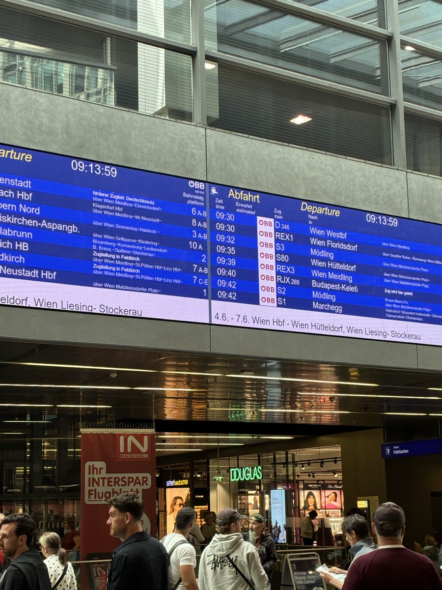 rummell41's tweet photo. European journey continues https://t.co/aGEKEDiRKD