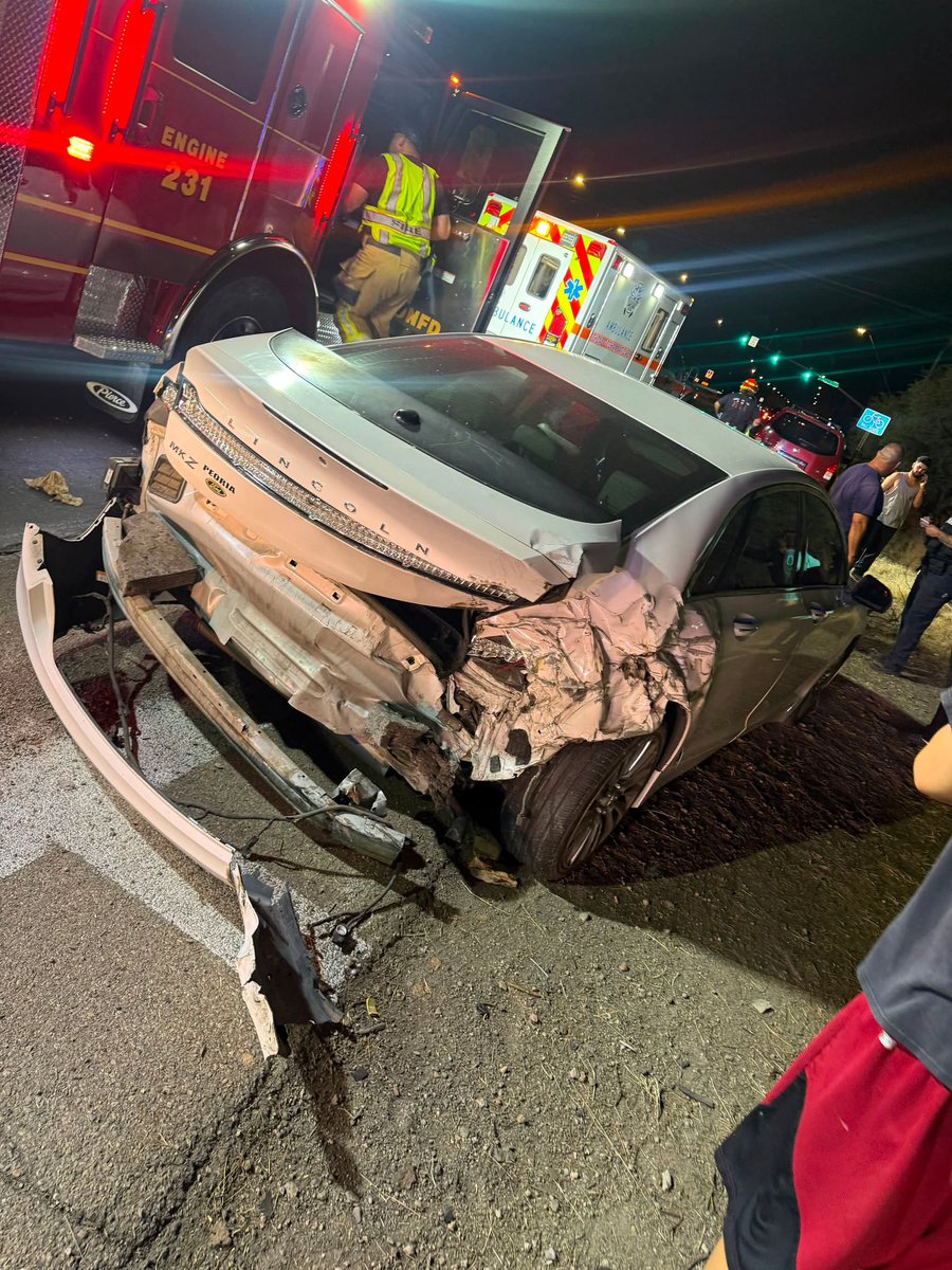 whatsuptucson's tweet photo. From my DMs:

“My daughter and son just got rear ended on Valencia and mission, they guy left the scene left his truck there, people that witnessed told my daughter the guy on the white Dodge ram truck was swirling he was drinking at little Mexico and was coming about 60 mph at an incoming stop light!!!”
