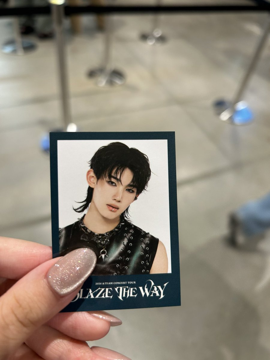 papapaparapper's tweet photo. &amp;TEAM BLAZE THE WAY プレミアムシート ランダムステッカー 交換 譲渡 

譲 JO ジョウ 죠
求 NICHOLAS ニコラス 니콜라스

本日、明日、愛知会場にて手渡し交換可能です。 https://t.co/Z7xddb8NYA