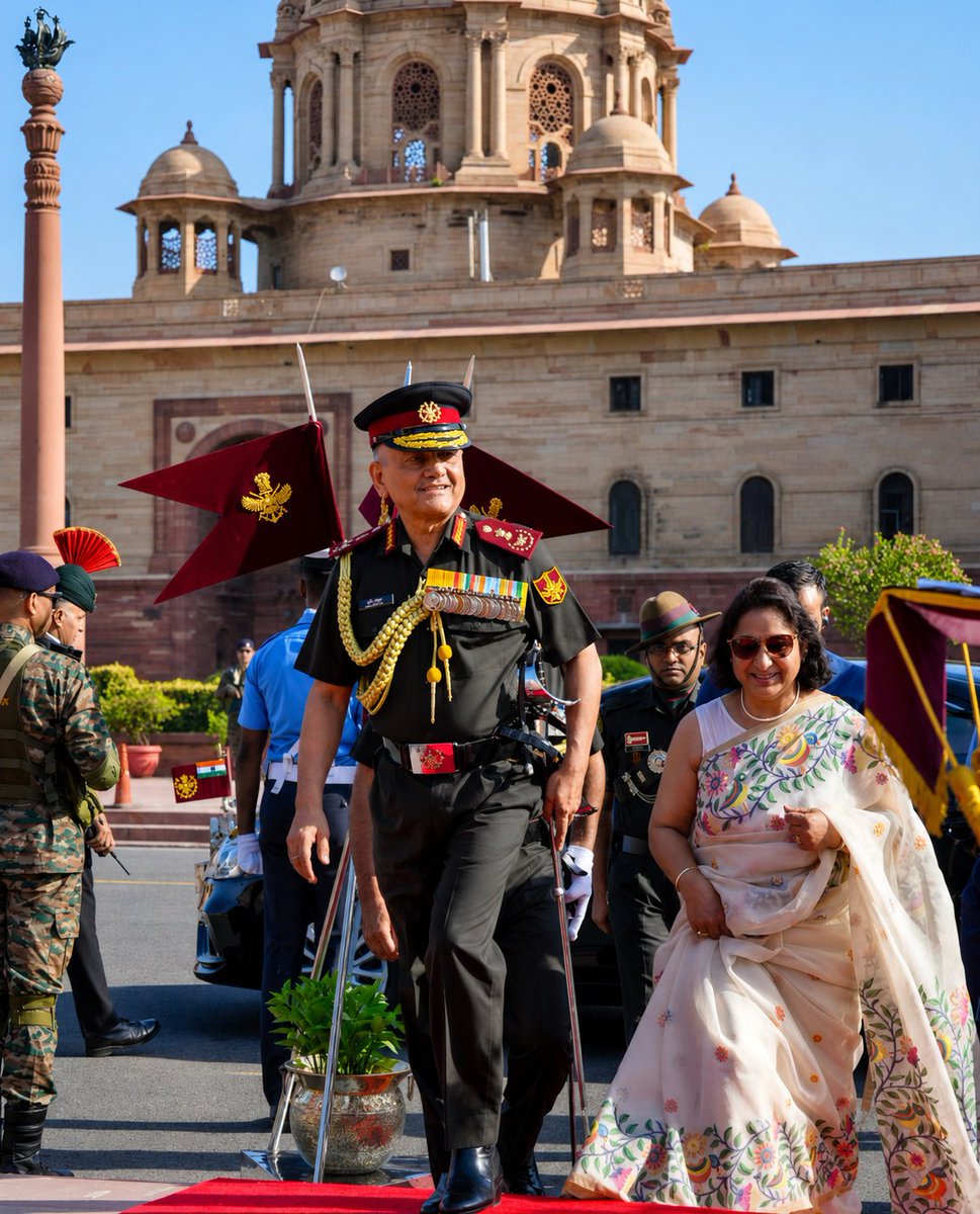 Defence_Squad_'s tweet photo. CDS General Anil Chauhan retires after over four decades of military service. https://t.co/ElqAyabpfW