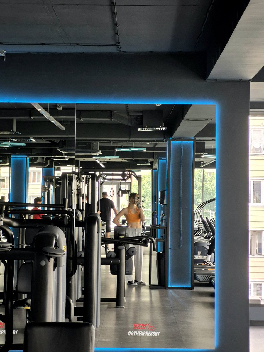 катя девочка-соседка tweet media