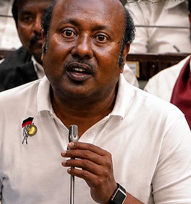 Udhay - தமிழ்நாட்டை தலைகுனிய விடமாட்டேன் Parody tweet media