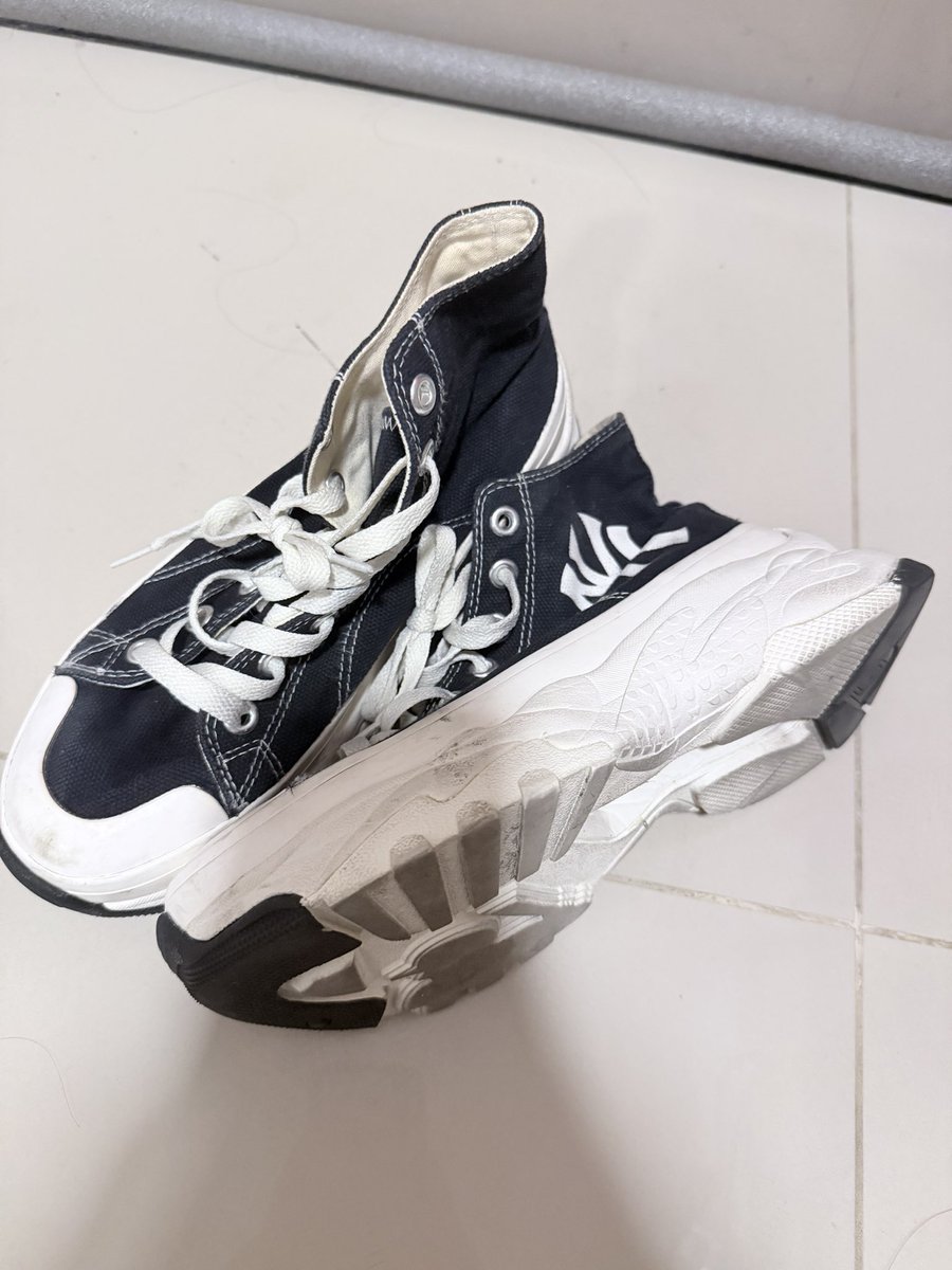 biebiebiebarrr's tweet photo. Mlb Size 38 สูงประมาณ 5-7  cm. 
- 450฿ (รวมส่ง)

ไม่มีกล่อง เพิ่มเติม dm คับบ

#ส่งต่อ  #ส่งต่อรองเท้า #รองเท้าไปคอนเสิร์ต #รองเท้ามือสอง #ส่งต่อเสื้อผ้า #ส่งต่อเสื้อผ้ามือ2 https://t.co/HGgg3KirxN