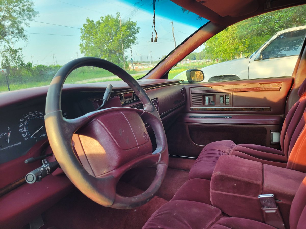 ForgivenVeteran's tweet photo. @Bringatrailer 
The white Whale unicorn 🦄
 #staybased
Factory ordered 1994 Buick Roadmaster Estate Wagon 
Too may options orders deletes to mention,  for sale soon available in the U.S.A. https://t.co/M3mbyBolDh