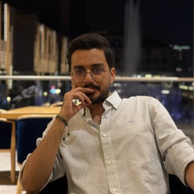 𝑆𝐴𝑅𝐴 tweet media