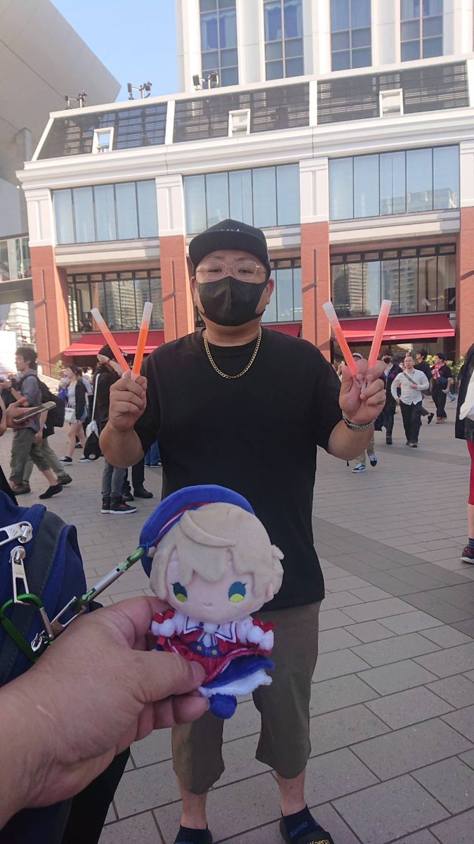 chatko69's tweet photo. ゴミ共の流れに身を任せる https://t.co/z2v56HObxY