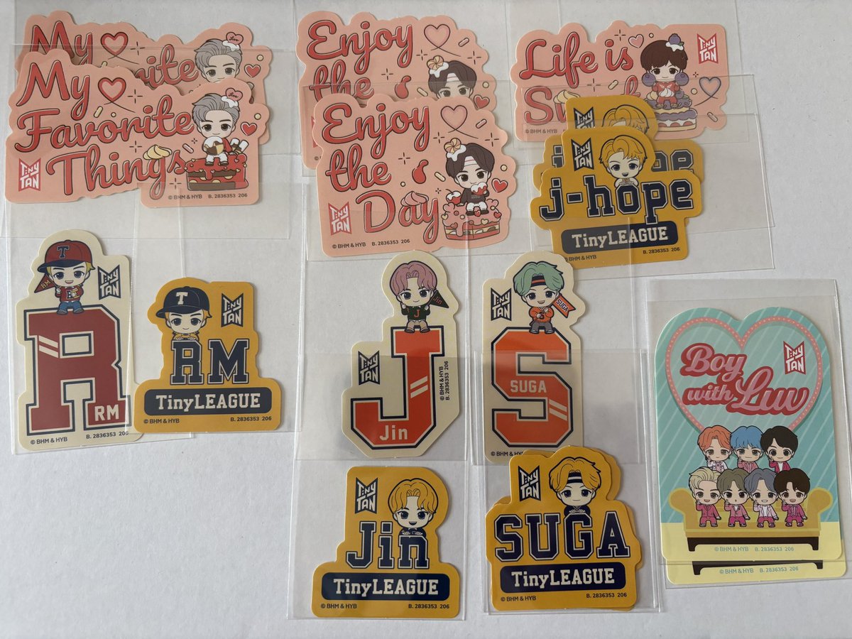 motchi_TK's tweet photo. モバイルステッカーコレクション
TinyTAN Vol.2 交換

【譲】 RM,JIN,SUGA,j-hope,ALL

【求】 JUNGKOOK,画像以外のALL

郵送交換希望
ALL以外は買取も可（JIN、SUGAはナムホビ同数買取）
ALL↔︎ALL
まとめてだと助かります
お気にリプよろしくお願いします☺︎

#TinyTAN
#BTS https://t.co/3o0nPJT1Bw
