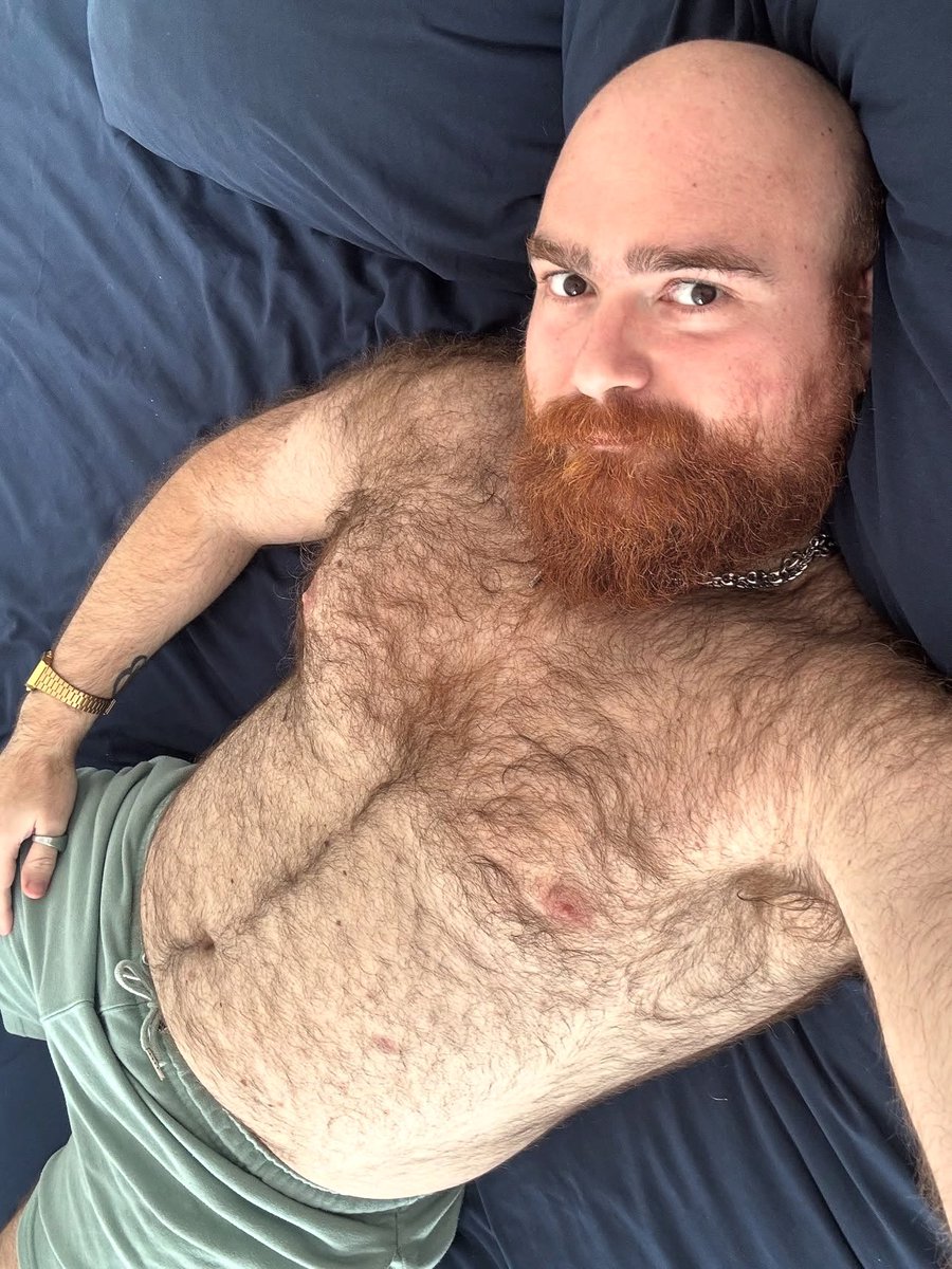 bearfeetmaster's tweet photo. It’s starting to get hot 🥵🔥🐻

#bear #men #man #hairy #model https://t.co/ZLVU0mKGVt