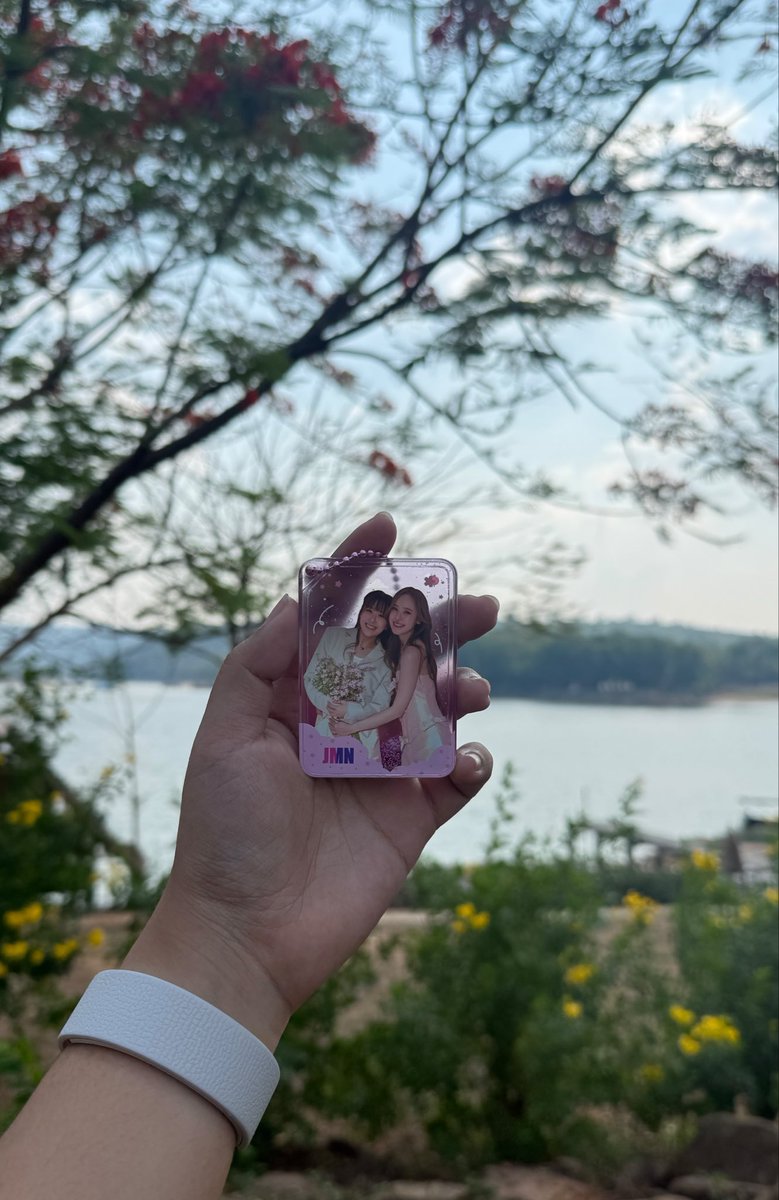 _sathu99's tweet photo. แปะรูปให้น้องจุน

 #junewanwimol https://t.co/flp6uA8kMP