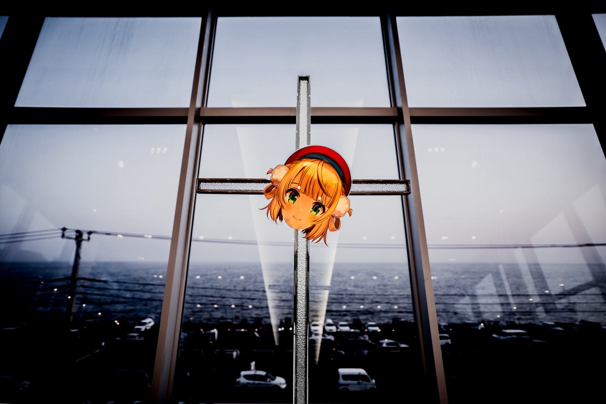 Motchannel131's tweet photo. しぐれういお面は自己皇帝感が上がるらしい https://t.co/B4fDo8uOGt
