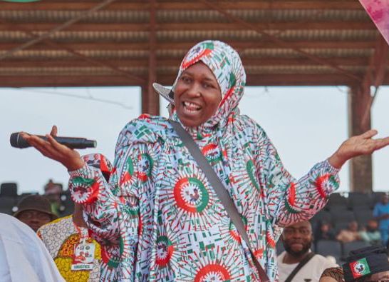 NejeebBello's tweet photo. @AishaYesufu @Mallam_jabeer I can't understand why Peter Obi won't insist on the NDC allowing Aisha Yesufu a fair contest for the Abuja Senatorial primaries of the party.

If he won't stick out his neck for his most loyal disciples, how will they stick out their necks for him?!

RECIPE FOR FAILURE! https://t.co/aCJG0mz9u7
