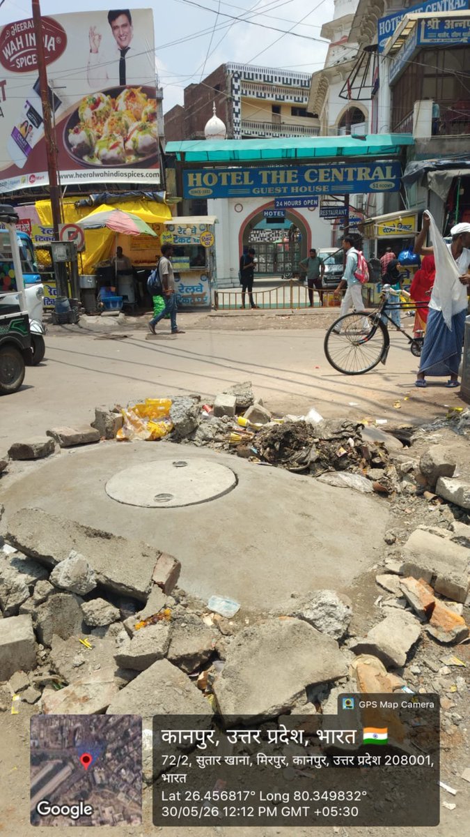 kanpursneed's tweet photo. Kanpur Needs : आवाज़ उठाते रहो 

28 अप्रैल को घंटाघर में अतिक्रमण हटाने की कार्रवाई के दौरान यह खुला हुआ ढक्कन मिला था। इस मुद्दे को उठाकर संबंधित विभाग का ध्यान आकर्षित कराया गया था।

आज जलकल विभाग द्वारा इसका कार्य पूर्ण कर दिया गया है। 

छोटी-छोटी समस्याओं पर लगातार आवाज़ उठाई जाए तो बदलाव संभव है। #Kanpur