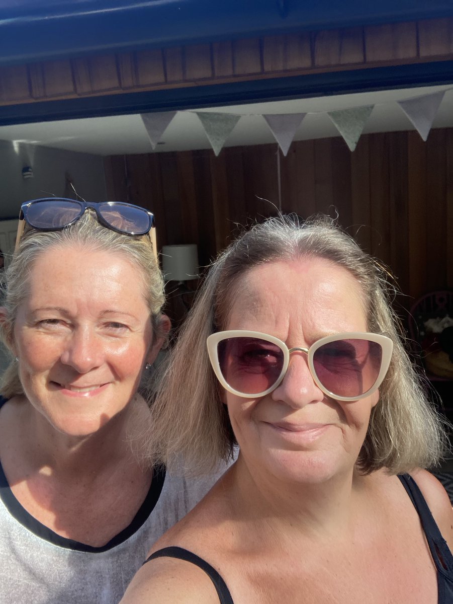 Charlottemorg's tweet photo. What a lovely way to start a Saturday: coffee with @just_maz and @dogwalkingboy in their gorgeous sunny garden ☕️ ☀️ https://t.co/p0LjwdYav9