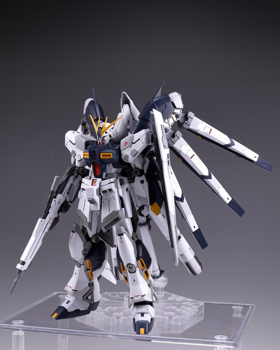 MBilly_001's tweet photo. RG Hiνガンダム
νガンダムカラーで仕上げてみました
#ガンプラ
#逆襲のシャア
#RG https://t.co/Jr8FGKnfto