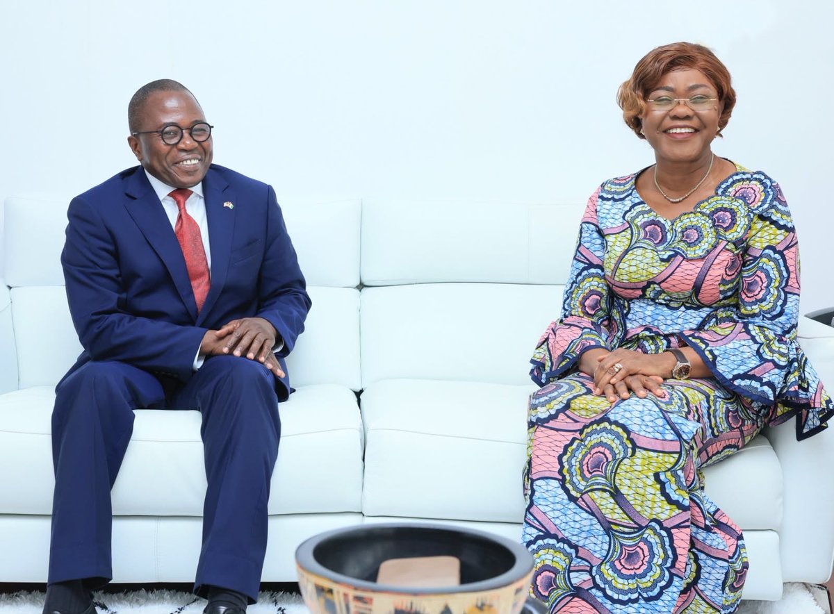 IvoryCoastUS's tweet photo. Reçu ce jour par Mme la Ministre d’État des Affaires Étrangères 🇨🇮
Au menu : coopération ivoiro-américaine 🇺🇸 &amp; orientations pour ma mission d’Ambassadeur. En avant ! 
@MAECI_CI #CôtedIvoire #Diplomatie #AmbassadeurCIV #USA https://t.co/vPvKhmn5AE