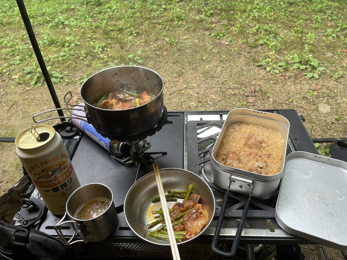 W150S102's tweet photo. えー感じに酔っ払った所でギタ練タイムになりました https://t.co/K9Gd98eWfw