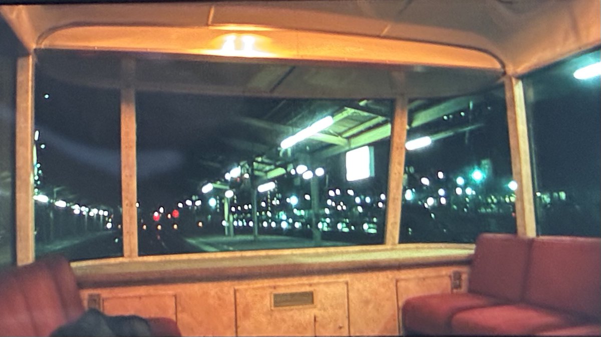 dml6234sab's tweet photo. 1998年11月6日

松山発京都行臨時快速ムーンライト松山号 9122列車

DE10 1139+③スロフ12 6+②オロ12 9+①オハフ15 203

＊岡山下車
＊土讃線長期不通による編成変更
＊コチ12系検査入場による変則編成 https://t.co/KpvLLVyeuf