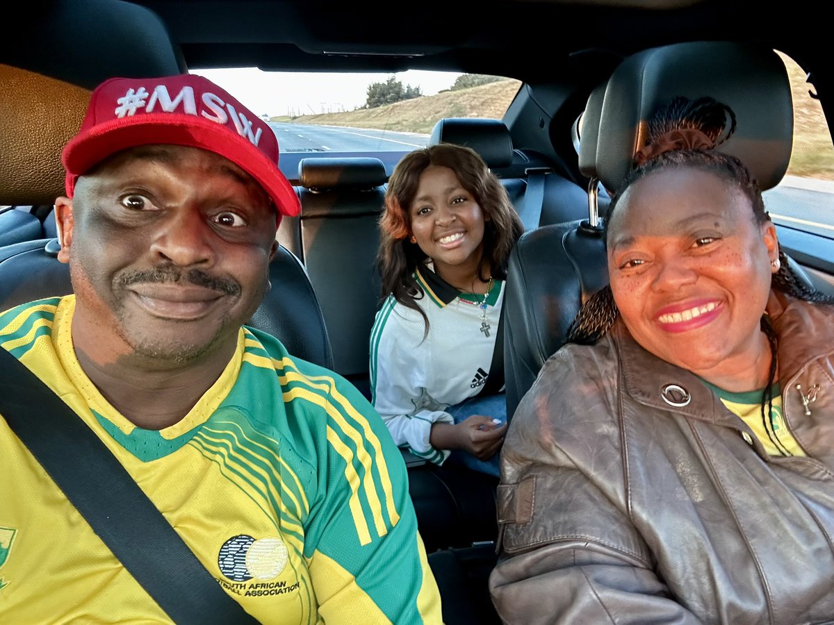 alfavina's tweet photo. Farewell @BafanaBafana Bon Voyage 🛫 @FifaWorldCupENG https://t.co/oa5HS9naw5