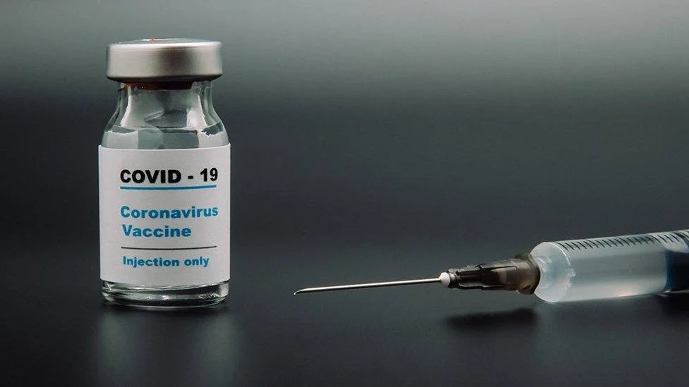 thematrixb0t's tweet photo. Bayer has just SUED Pfizer, BioNTech, Moderna and Johnson & Johnson in federal court.

Because the mRNA stabilisation technology used in every single COVID vaccine injected into your kids, your parents, your pregnant friends, your grandmother in the care home was patented by Monsanto in the 1980s for CROPS.

And the company that owns the patent is now in court demanding royalties.

This is not a conspiracy theory. This is Bayer's own lawyers, in Bayer's own filings, on the public record. They are literally arguing in federal court that their agricultural genetic modification technology was copied and injected into human beings WITHOUT A LICENSE.

Meanwhile Moderna just paid Roivant $2.25 BILLION to settle a separate mRNA patent lawsuit. BioNTech is suing Moderna. GSK is suing Moderna. Everyone is suing everyone. The patent fights alone are going to cost these companies tens of billions of dollars.

If Bayer is right, then every single "safety study" that was rushed through in 2020 was looking at the wrong thing. They were testing a vaccine. They were not testing an agricultural genetic modification platform being used in humans for the first time.

The same institutions that LIED to you about Iraq having WMDs, about the 2008 bailouts being a "one time thing", about inflation being transitory, about Epstein killing himself, those are the SAME institutions that told you to take a shot based on two months of trial data.

If you still trust them after this one, I genuinely do not know what to tell you.

Wake up. Get healthy. Get off their food. Get off their media. Get off their system.