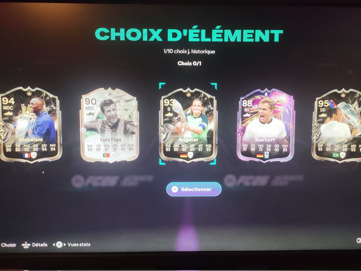 xxccntkarj's tweet photo. @NepentheZ @FUTGenieGG Je choisis qui ? https://t.co/7PwwUYCkYP