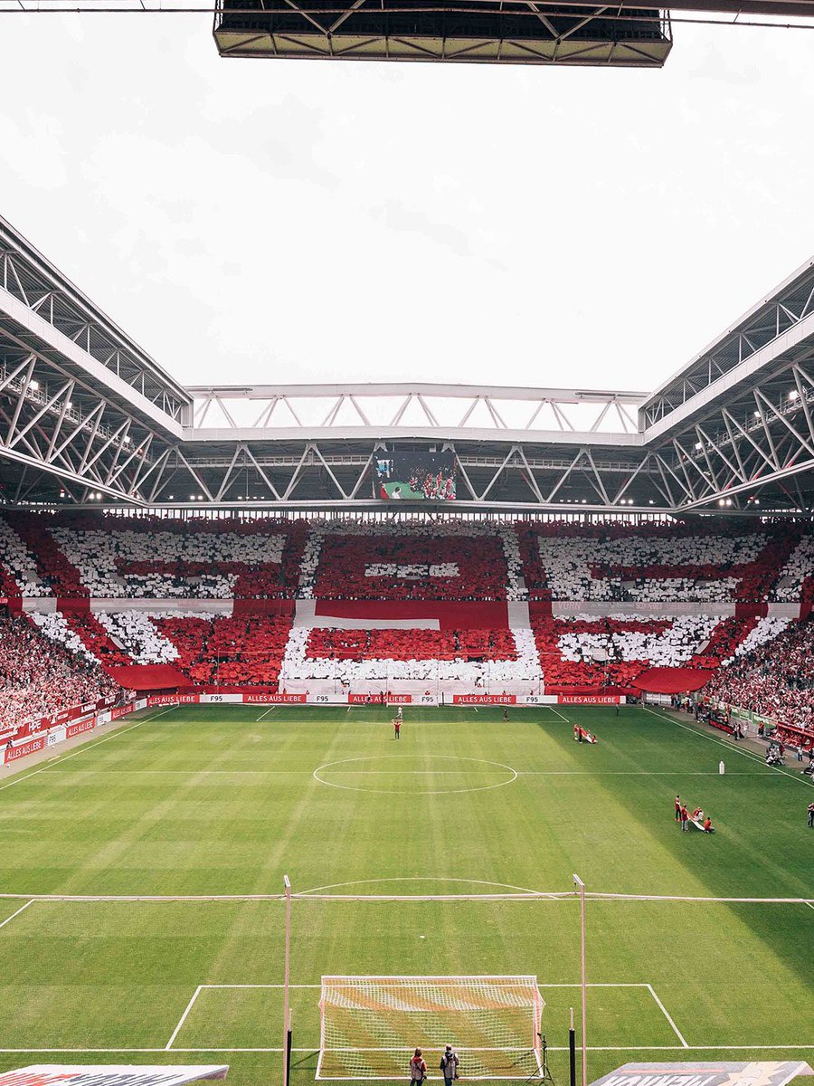 F95_jp's tweet photo. •シーズン72,000以上の観客動員🏟️📣
•ホームゲーム平均42,000以上の観客動員🏟️
•どんな時でも素晴らしいコレオでのサポート🫶🏻

今シーズンも素晴らしいサポート•応援ありがとうございました🙌🏻❤️‍🔥

#フォルトゥナ | 🔴⚪️ | #アペルカンプ真大 | #田中聡 https://t.co/HRugrnkgIX