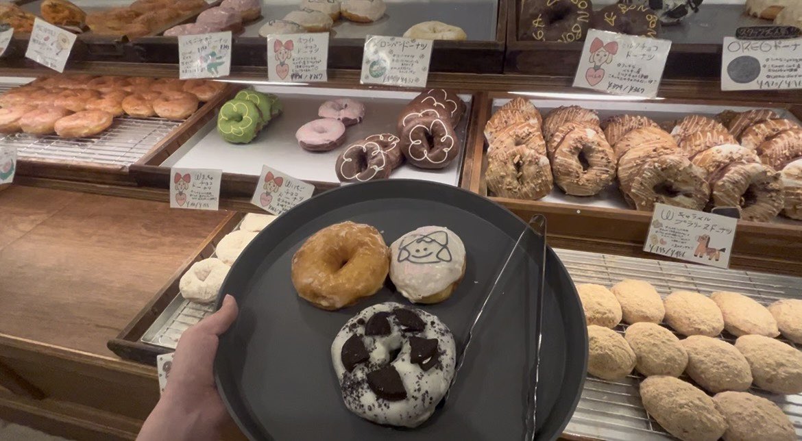 ma2da_da's tweet photo. ずっと来たかったドーナツ屋さん🍩 https://t.co/55GEipVtgA