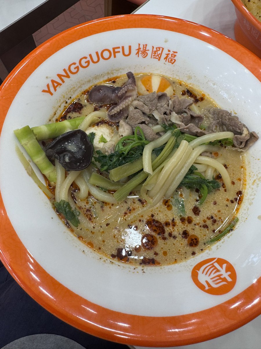 junsanders's tweet photo. 娘と麻辣湯デビューをしてこちらに。
昔は全く興味なかったけど、とっても良かった。 https://t.co/KUzUUu3dze