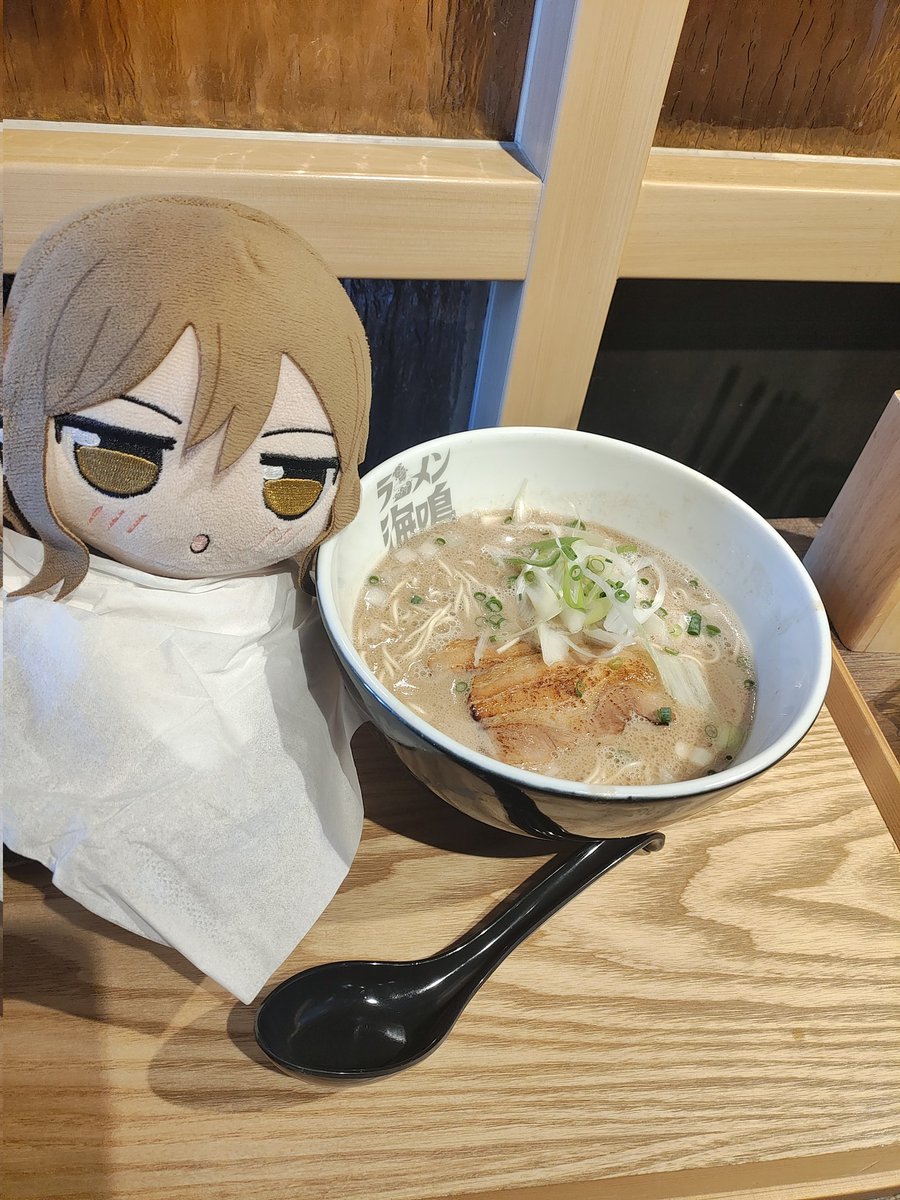 まきるー tweet media