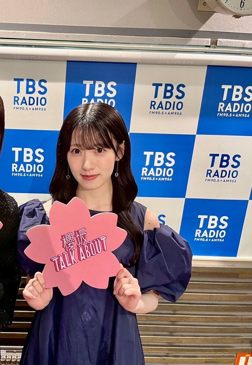 _mkis_6's tweet photo. またお姉さんビジュに磨きかかってて死んだ
 #石森璃花 https://t.co/WFISPzxv9p