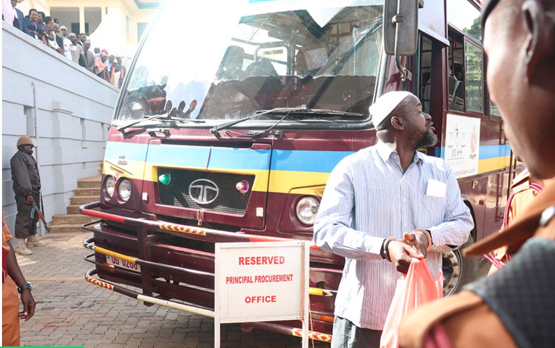 kinshasaweb's tweet photo. #MappingReport #SanctionRwanda #BoycottRwanda #StopKagameNow #M23 #RwandaIsKiling #Genocidecongo #RwandaiskillingInRDCongo #RwandaUgandaCrisis #CrimedeGuerre #DontVisitRwanda 

« Le gouvernement de Museveni nous a fourni un soutien logistique », déclare Jamil Mukulu, chef de l'ADF.

https://t.co/n7LYiAa3iZ