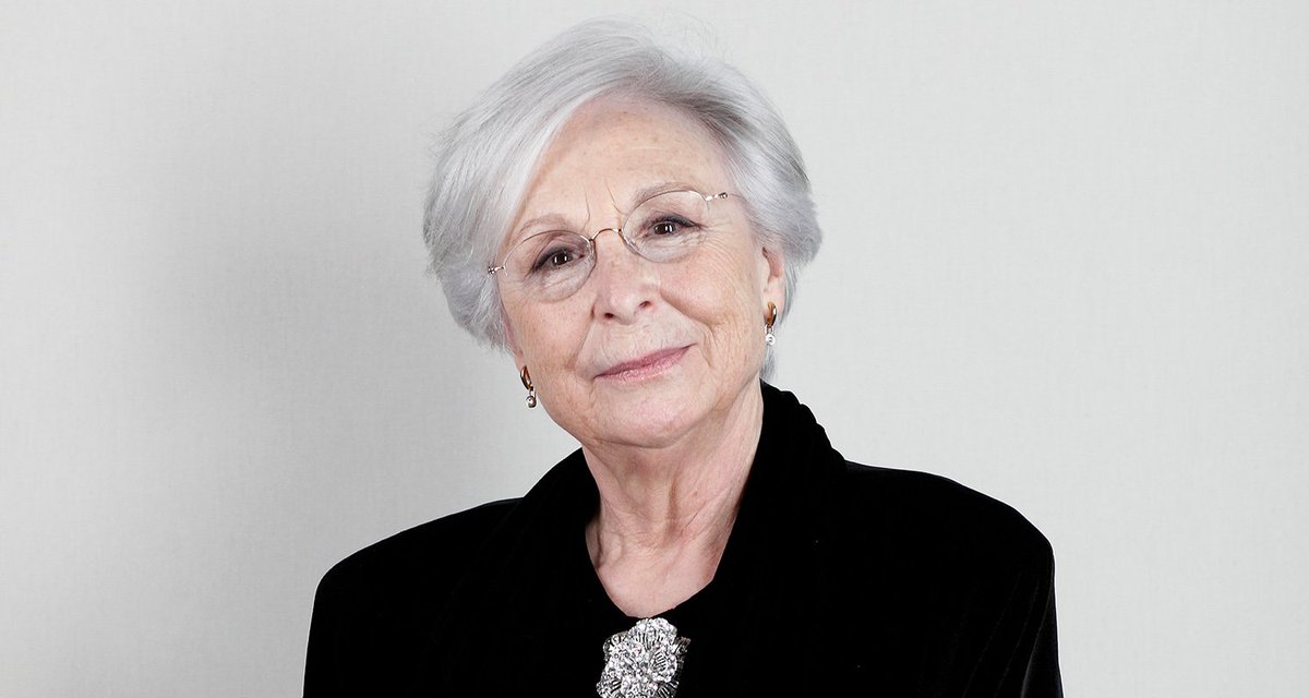 Academiadecine's tweet photo. Fallece a los 89 años Josefina Molina.
Directora fundamental de nuestra cinematografía, fue reconocida con el Goya de Honor en 2012 y era patrona de honor de la Fundación Academia de Cine. https://t.co/TBeyxRPPf9 https://t.co/NBBXW7RAOk