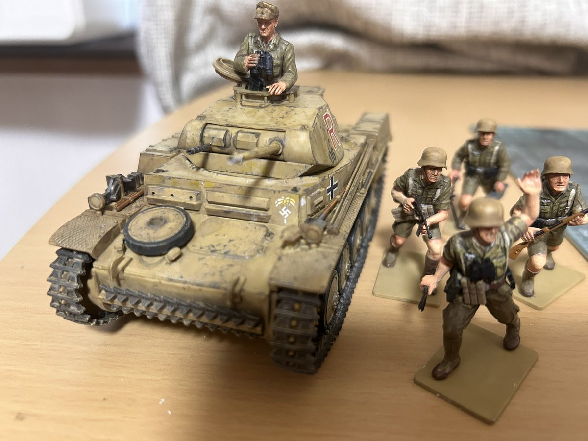 dc_rre's tweet photo. タミヤさんの1/35ドイツ
Ⅱ号戦車完成しました。
今回も全て筆塗りで仕上げ
ましたがなかなか良い感じの
Ⅱ号戦車になり一安心❗️😃
タミヤさんの水性アクリル塗料も塗膜が強くウエザリングの
耐性も充分で良かったです。 https://t.co/0L97Ah6AKE