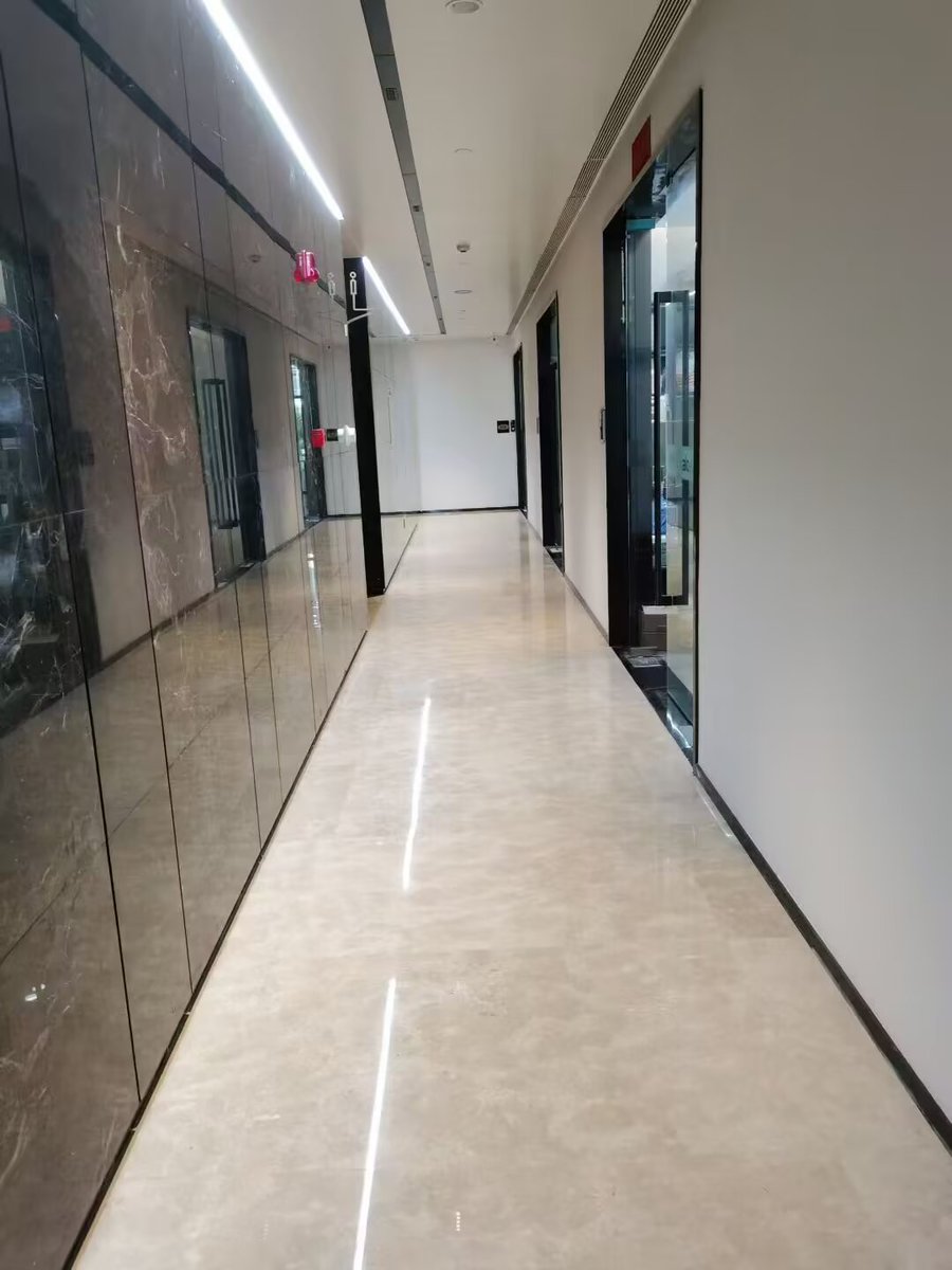 Web3JamieDev's tweet photo. A boss who truly gets things done is straightforward. After confirming the requirements and costs (no haggling), we got right to work. Wishing the boss great success!

Despite the heat, this trip was worthwhile. I love working with bosses like this, haha! 💰 #web3 #dapp #walet https://t.co/cF1dGEcs1U