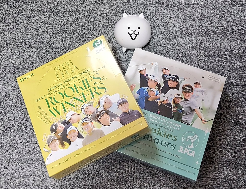 answer2021s's tweet photo. お久しブリ～フな開封です！
JLPGA2026と少し安くなっていた2025です！
いざ魂の開封です！🤘
#JLPGA https://t.co/LAKEDjfw8C