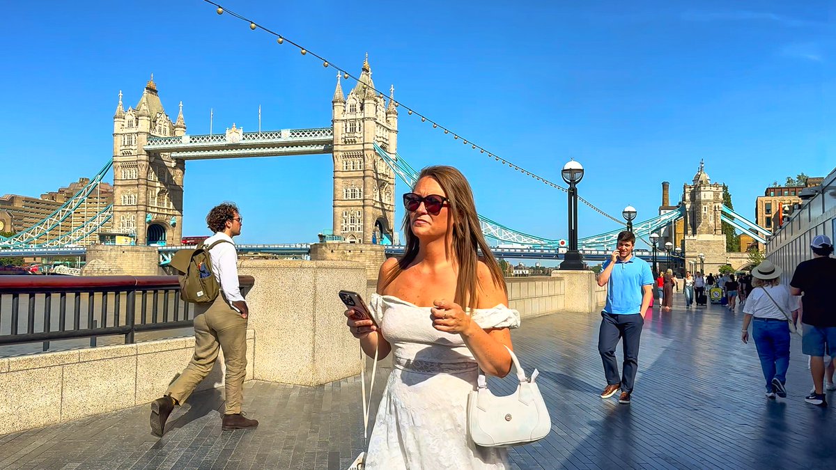 watchedwalker's tweet photo. LONDON HEATWAVE WALK! 🥵 34°C South Bank to Tower Bridge London Tour 2026 | 4K HDR

📺 WATCH HERE - https://t.co/HL5m6LSFNP

Join me for a blazing stroll by the river! https://t.co/vtIpBI9oTA