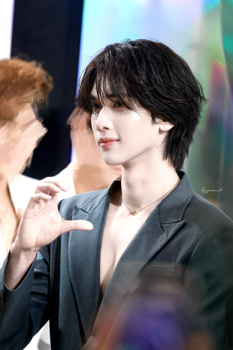 Hyunhannn tweet media