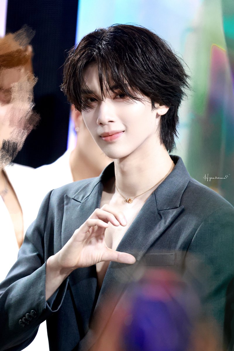 Hyunhannn tweet media