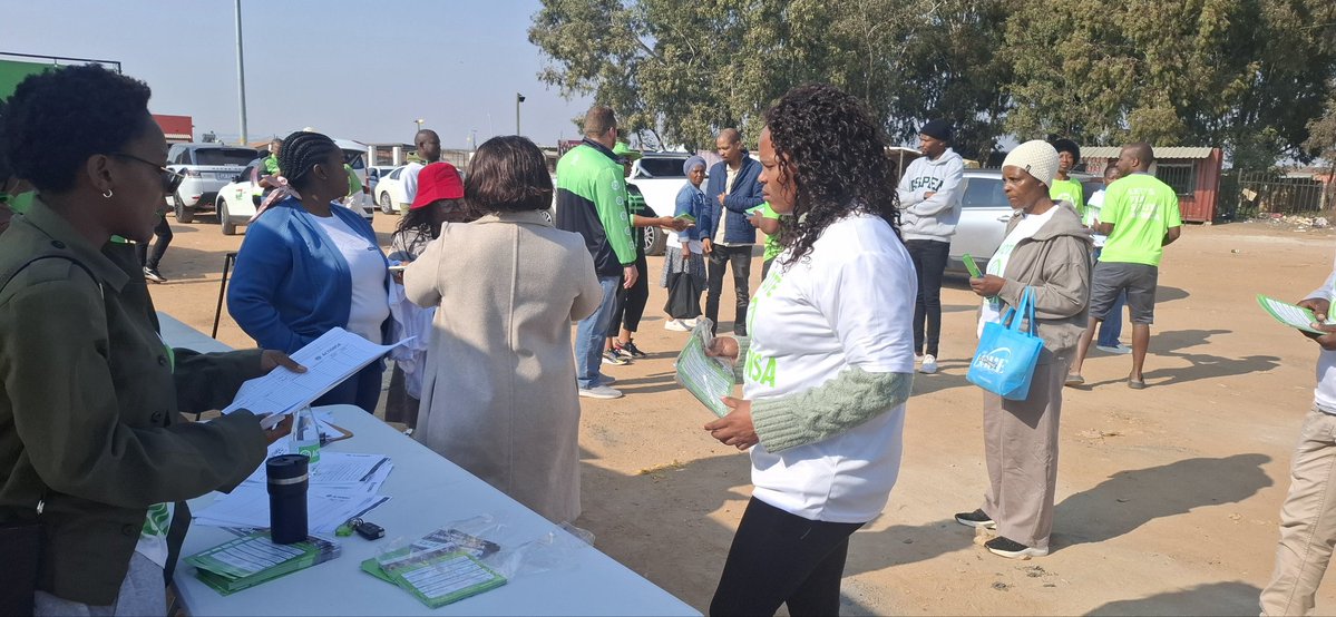 TshwaneActionsa's tweet photo. 💚 HAPPENING NOW 💚 Mogoma tšhemong, the Actionaires are hitting the ground running in Olievenhoutbosch, Greater Centurion, hosted by Ward106 Candidate @HluphiGafane. Only ActionSA can fix SA. #DrNasiphiMoyaForMayor #5MOREYEARS #fivemoreyears #letsfixtshwane https://t.co/wDdXjIuouq