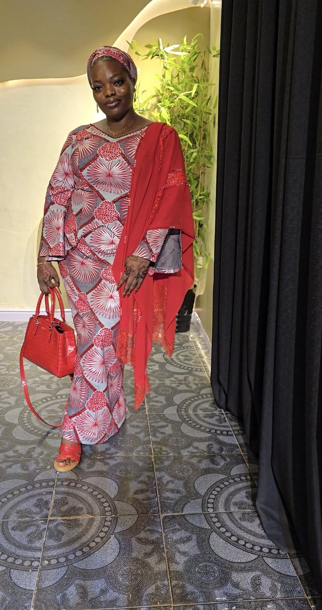 queen__teephah's tweet photo. EID DAY 3 🥰🥰
No pictures from day 1 an 2 😩😭
First X post https://t.co/dMSF6td12P