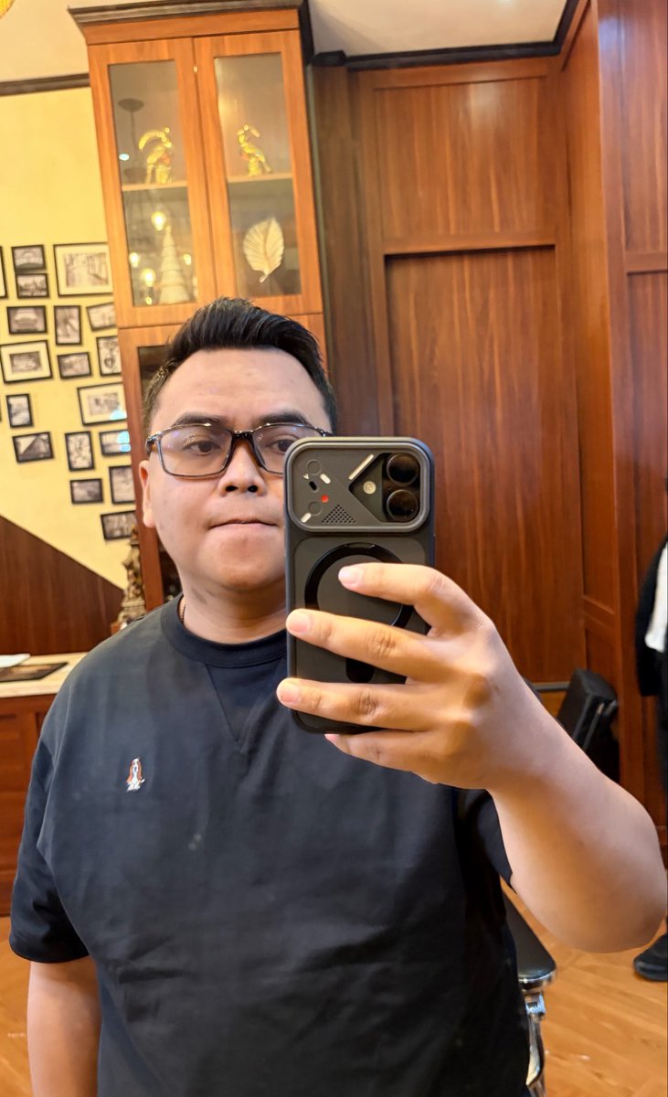 Gilang R. tweet media
