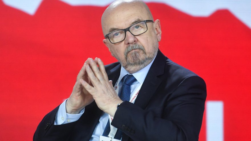 AWodeham's tweet photo. Kandydatem Prawa i Sprawiedliwości w wyborach na prezydenta Krakowa powinien zostać Profesor Ryszard Legutko, a strategią na kampanię – przemoc symboliczna. https://t.co/NSieQ9PLhN