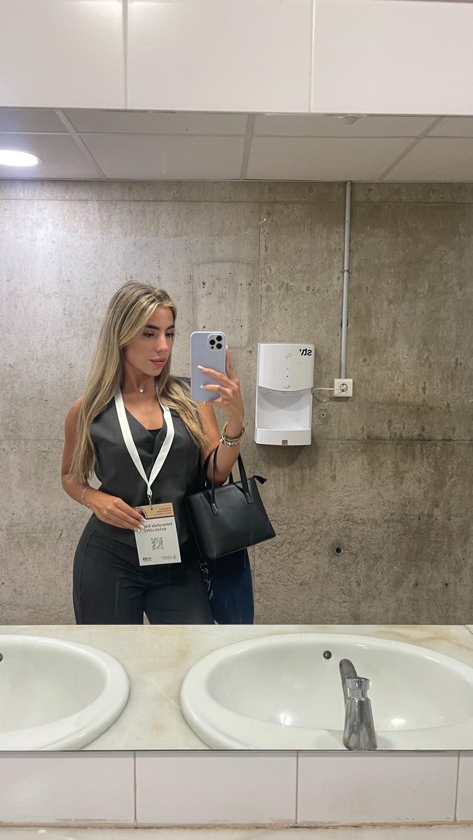 noteenmudezcas's tweet photo. Participación en I Congreso Internacional Desigualdad y Exclusión Digital. https://t.co/ExUq086ibL